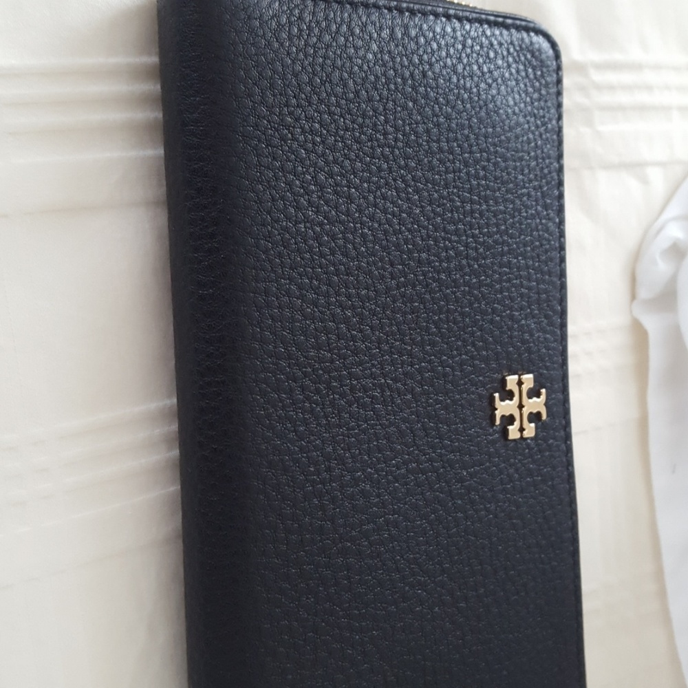 Authentic Tory Burch Wallet